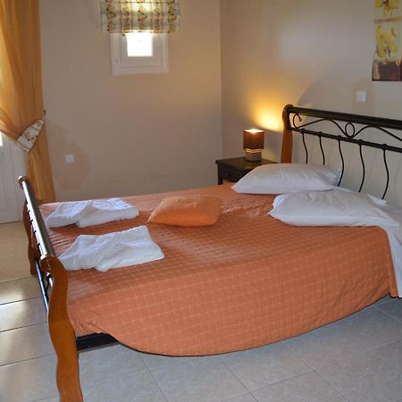 Vanessa Studios Poros  Chambre photo