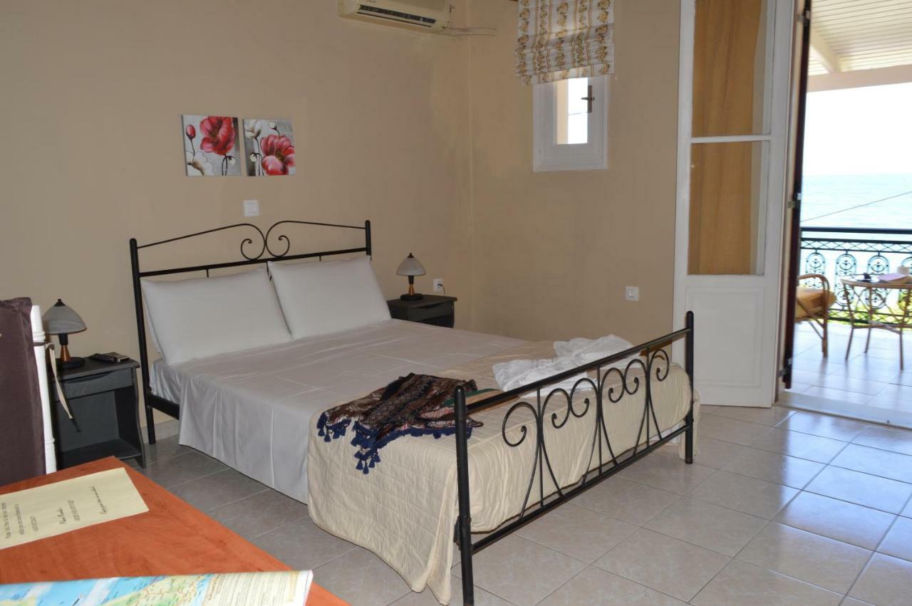 Vanessa Studios Poros  Extérieur photo